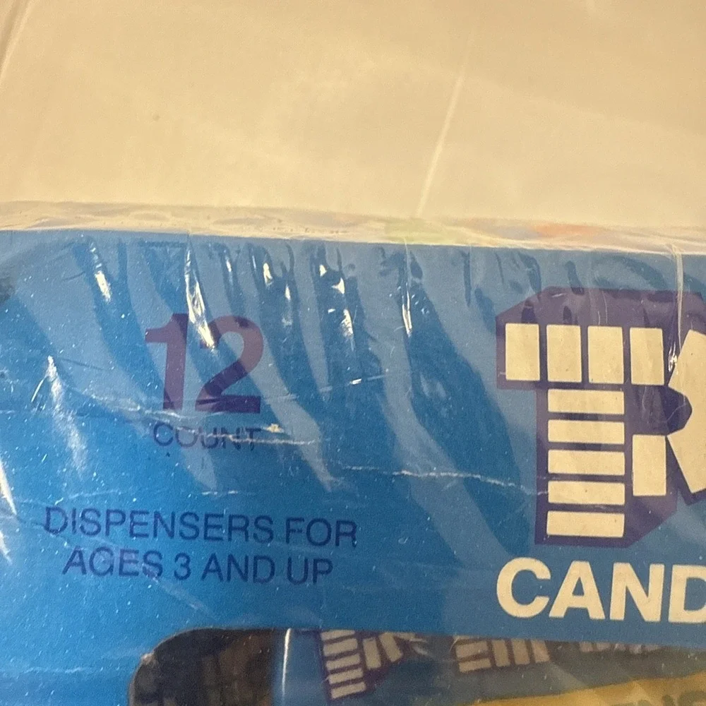 Star Wars PEZ Candy Dispensers Sealed Box #353 Counter Display 12‎ Count Vintage
